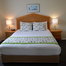 Flynns Beach Resort Bed