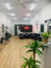 R&V's Hair Salon - Salon