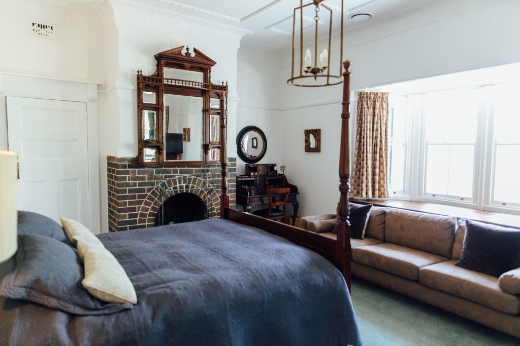 Lindsay House - Lindsay Room